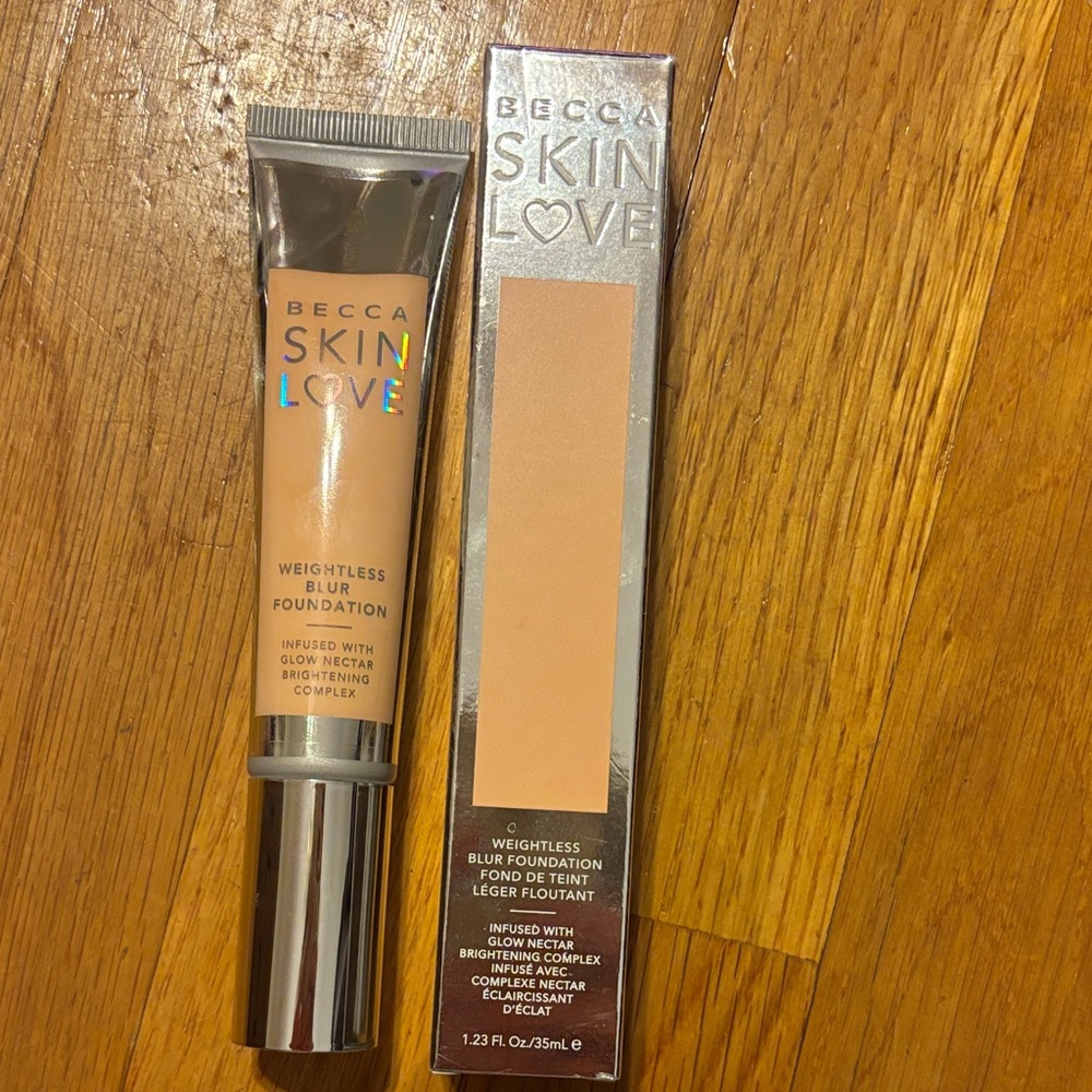 BECCA Skin Love Weightless Blur Foundation - Porcelain